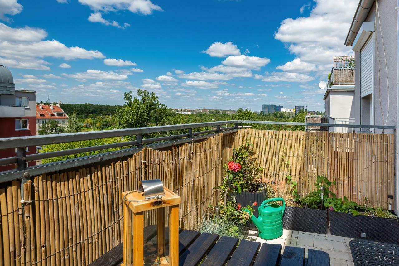 Apartments Wroclaw Manganowa By Noclegi Renters Экстерьер фото