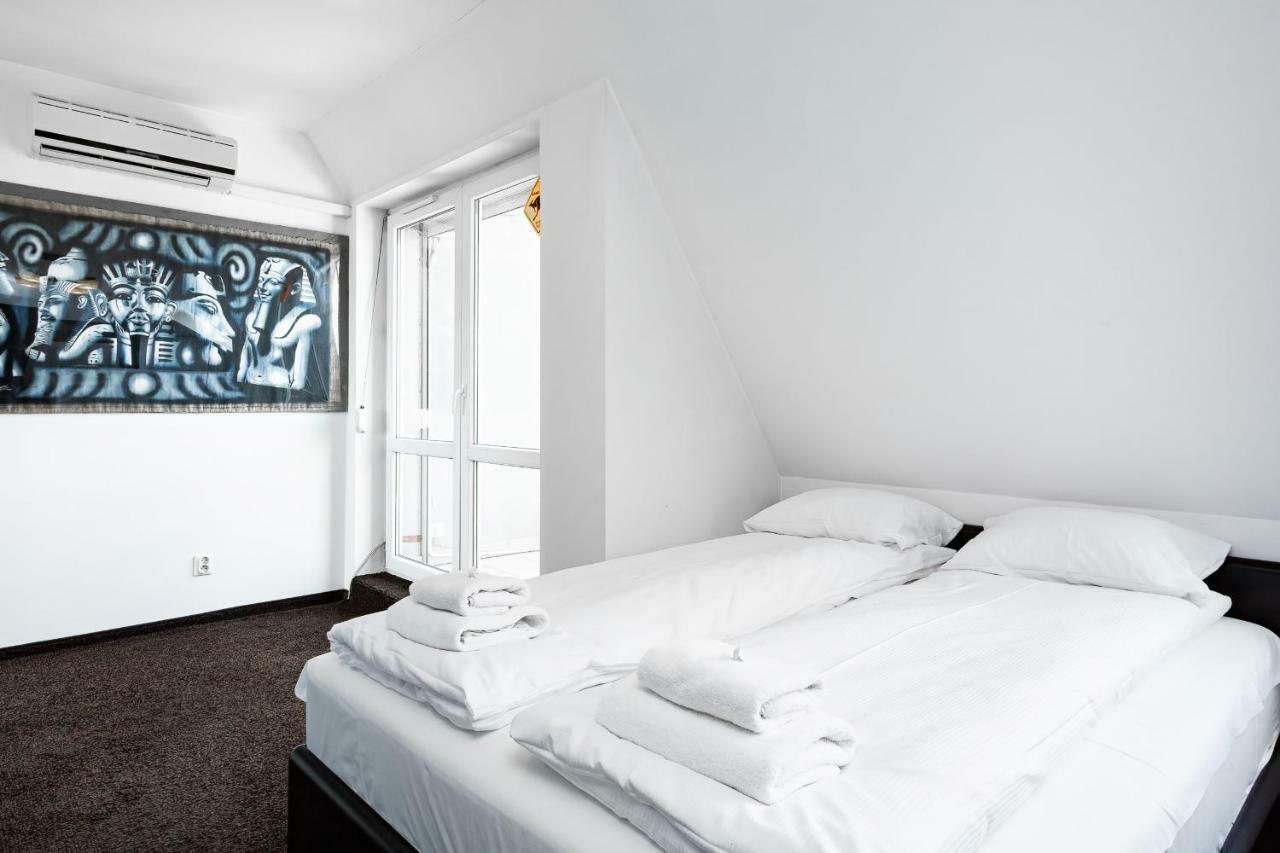 Apartments Wroclaw Manganowa By Noclegi Renters Экстерьер фото