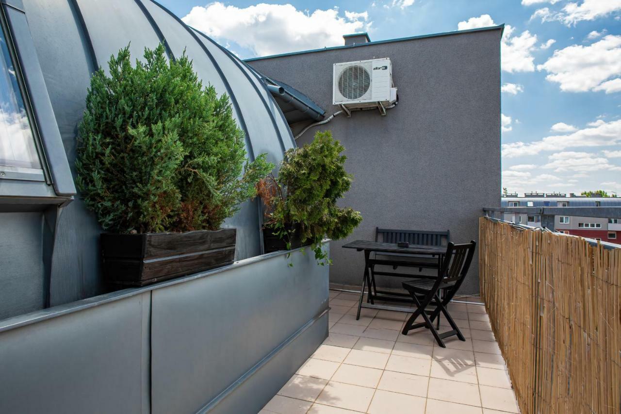Apartments Wroclaw Manganowa By Noclegi Renters Экстерьер фото